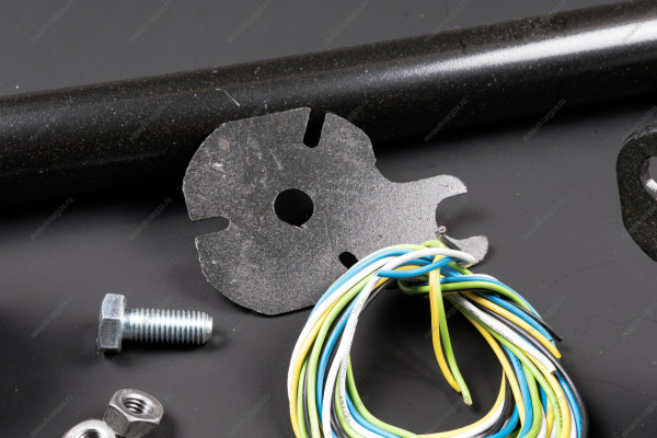 ТСУ (фаркоп) ВАЗ 2121 4x4, 21213, 21214 4x4, 2131, 2129 4x4, Niva Urban 4x4, Niva Legend 4х4 Дополнительное оборудование