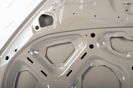 Капот LADA Vesta Sedan/SW/ SW Cross/Веста в цвет 246 Ангкор (коричневый), герметик только по шву АвтоВАЗ