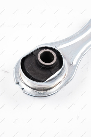 Штанга подвески двигателя RENAULT Logan 2014- с подушкой и сайленблоком в сборе Gallant