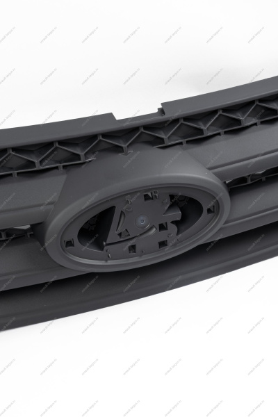 Решетка переднего бампера верхняя LADA Largus (FL) NEW Lada