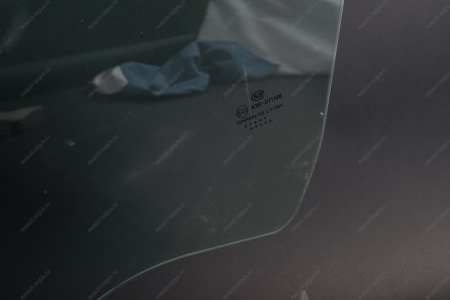 Стекло двери переднее левое Tinted тонирован.) LADA Largus 6001546702/8200433835/803016965R (AGC) Lada