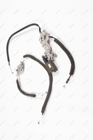 Привод LADA Largus окрывания левой+правой двери задка с тросиками к-т Lada