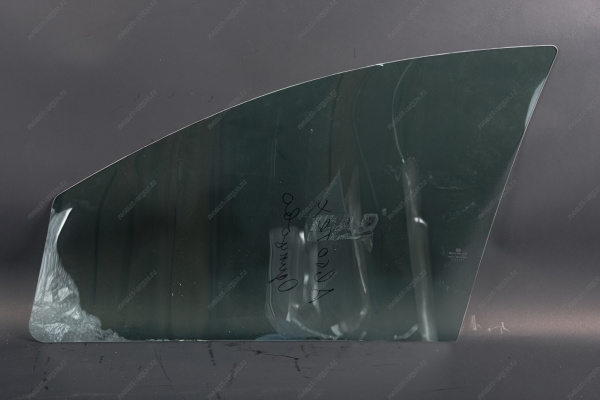 Стекло LADA Vesta опускное передней двери правое тонирован (Tinted) Lada