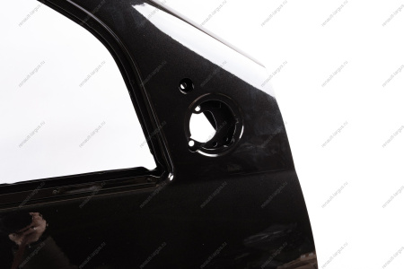 Дверь передняя правая (c отв. под молдинг ,без отверстия под личинку) в цвет 676 LADA Largus (FL) NEW Lada