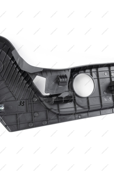 Облицовка левого сидения наружняя 1-го ряда (с высотной регулировкой) Lada Vesta Lada