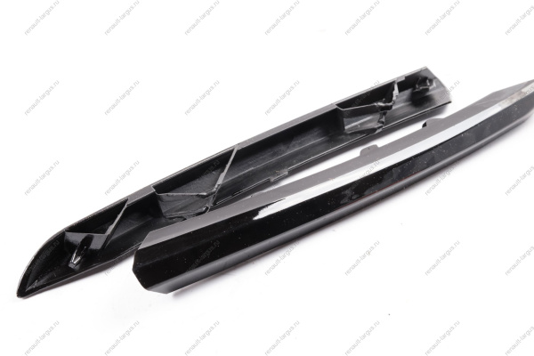 Молдинг переднего бампера к-т 4шт (черный глянец) LADA Vesta FL Россия