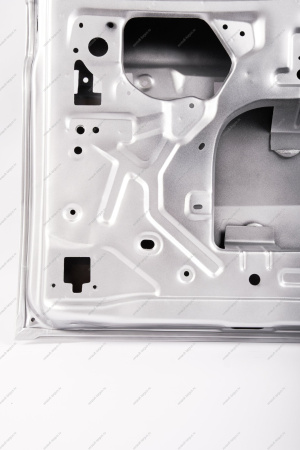 Дверь задка левая (глухая) LADA Largus/Лада Ларгус крашеная 691 Платина (Серебристый) с отв. под стекло очиститель GAMMA