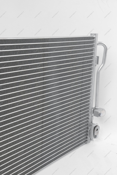 Болт крепления правой опоры подвески двигателя верхний М10* 84*1.5 Lada Vesta Lada