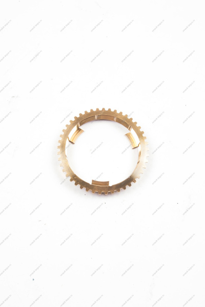 Кольцо блокируюшее кпп синхронизатора 1-2 передачи наружнее КПП-JR5 LADA Largus Renault