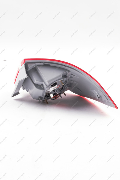 Фонарь LADA Vesta/SW/ SW Cross задний левый боковой Cartronic