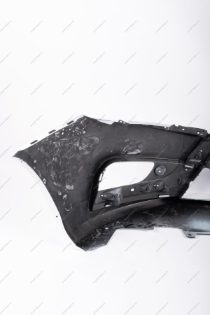 Бампер передний LADA Vesta Sedan/SW в цвет (без заглуш под букс крюк) 221Ледниковый (белый) Кампласт