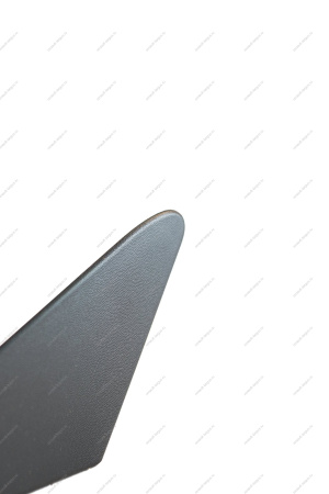 Накладка передней правой двери наружняя (пластик , уголок за зеркалом ) LADA XRAY пластмасс Lada