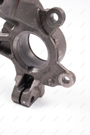 Кулак поворотный передний левый с АБС LADA XRAY Renault