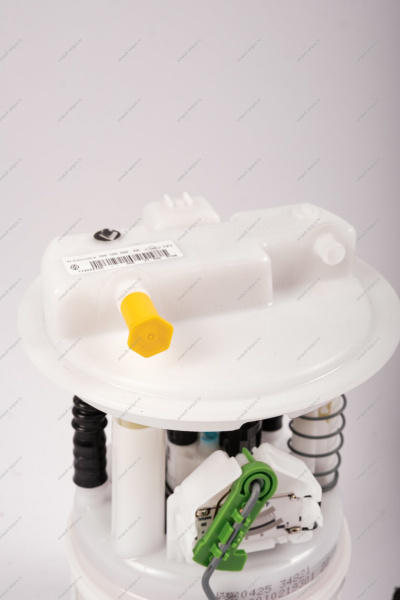 Насос топливный RENAULT Duster двиг.2.0 2WD Renault