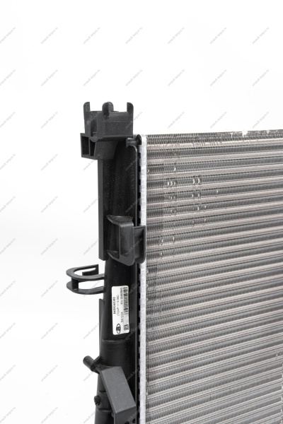 Радиатор LADA XRAY/Vesta/RENAULT Logan 2014- охлаждения Renault Радиатор LADA XRAY/Vesta/RENAULT Logan 2014- охлаждения Renault