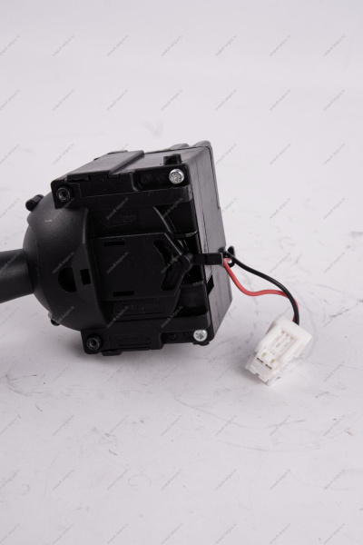 Подрулевой переключатель левый Renault Logan-II, Sandero-II, Dokker, Duster-I фаза 2 (Valeo) Renault