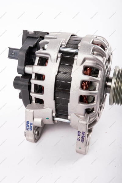 Генератор 90А двигат K7M/K4M LADA Largus Renault