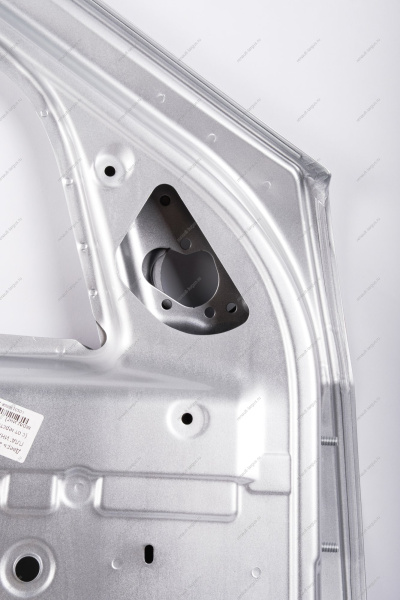 Дверь передняя левая LADA Largus/Лада Ларгус крашеная (с отв. под молдинг) 691 Платина (Серебристый Lada