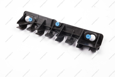 Кронштейн Lada LARGUS заднего бампера правый Renault