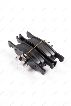 Колодки LADA XRAY переднего тормоза к-т BRECKNER