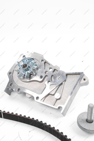 Ремень ГРМ+ ролик 22*D73 (самонатяжной) +водяной насос дв K7M Lada Largus (Gates KP15662XS)