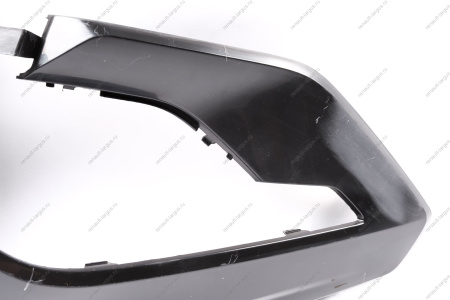 Накладка переднего бампера правая с отверстием под датчик слепой зоны (под покраску) LADA Vesta SW Cross FL Lada