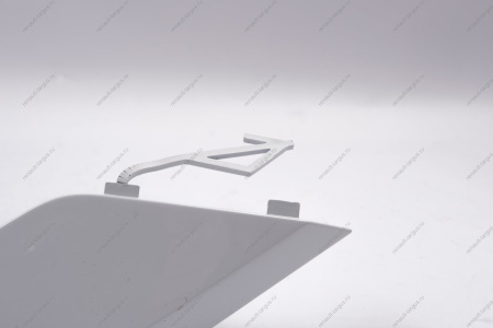 Крышка окна под переднюю буксирную проушину в цвет 221 Ледниковый (белый LADA Vesta FL Lada