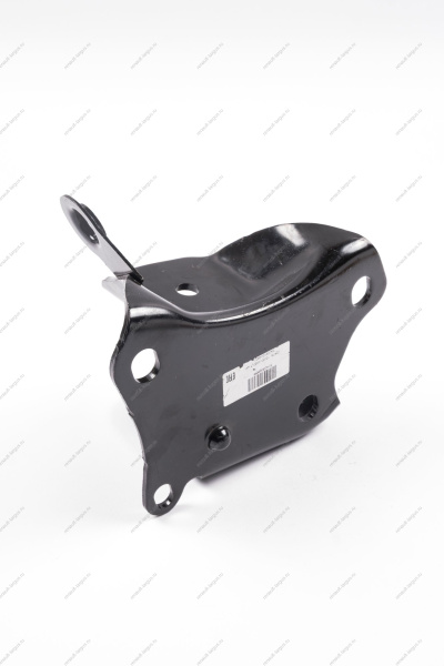 Кронштейн крепления рычагов задней подвески правый LADA Largus Renault