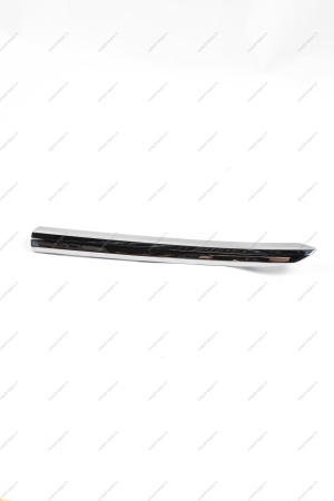 Молдинг переднего бампера верхний левый хром LADA Xray /Xray Cross 620811868R Lada