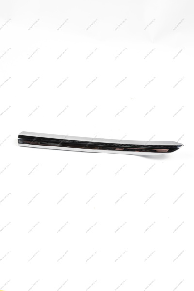 Молдинг переднего бампера верхний левый хром LADA Xray /Xray Cross 620811868R Lada