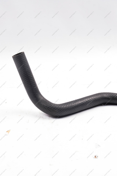 Шланг LADA Largus подводящий радиатора 8 кл.(от радиатора к термостату)(верхний) двигат 11189 (L=918/тФвн31,3) (БРТ) Lada