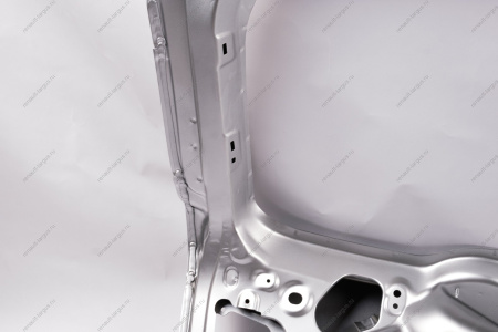 Дверь задка в цвет 691 Платина (Серебристый) LADA Vesta SW Cross FL (универсал) Lada