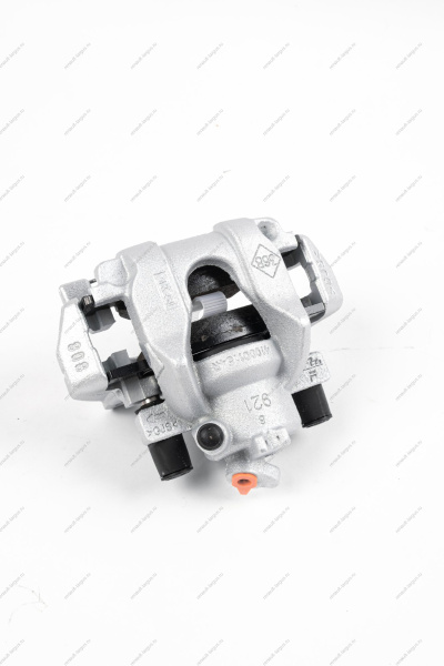 Суппорт передний левый в сборе Renault Logan II, Sandero II (суппорт410118579R +2шт тормозн.колодки 410602581R) Renault