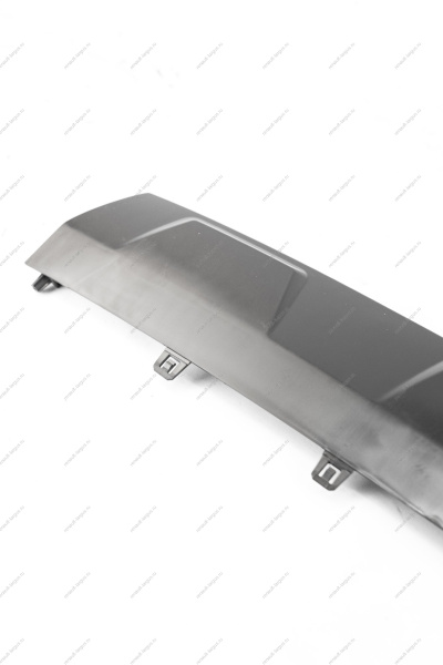 Накладка переднего бампера нижняя (не окрашенная) Lada Vesta SW Cross Lada