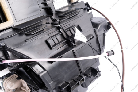 Отопитель с кондиционером в сборе (с механическим радиатором) LADA Vesta Lada