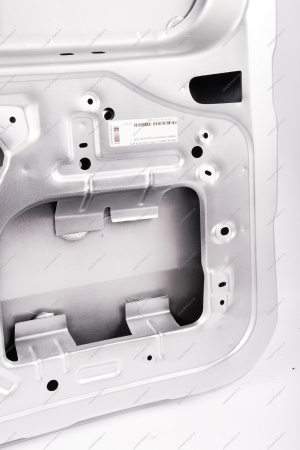 Дверь задка левая (глухая) LADA Largus/Лада Ларгус крашеная 691 Платина (Серебристый) с отв. под стекло очиститель GAMMA