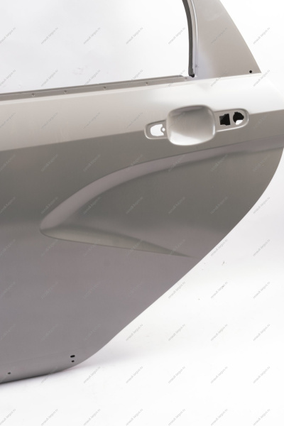 Дверь задняя левая Lada Vesta SW Cross (универсал) (катафорезный грунт) Lada