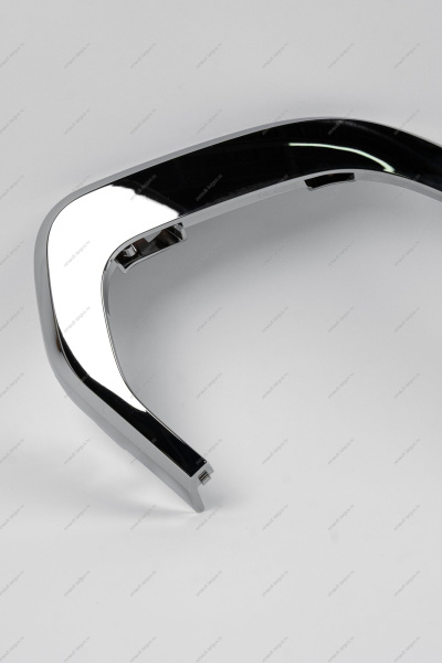 Молдинг переднего бампера нижний правый (хром) LADA Largus (FL) NEW Lada