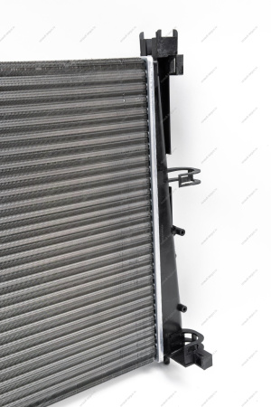 Радиатор охлаждения LADA Vesta Lada