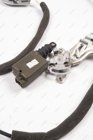 Привод LADA Largus окрывания левой+правой двери задка с тросиками к-т Lada