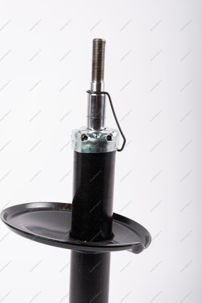 Амортизатор газовый LADA Largus передний подвески для универсала KYB 1шт