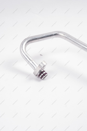 Трубка компрессора кондиционера (от компрессора к радиатору)) RENAULT Logan Sat