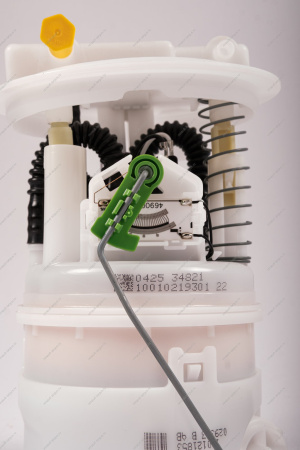 Насос топливный RENAULT Duster двиг.2.0 2WD Renault