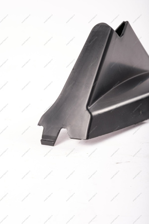 Дефлектор радиатора Renault Duster 2010-2021 Renault