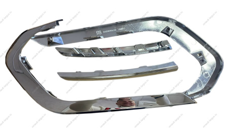 Молдинги переднего бампера (хром) комплект 4 шт хром LADA Largus (FL) NEW Россия