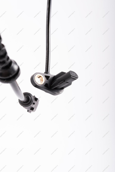 Датчик ABS LADA Largus/Logan1/Sandero задний левый Renault