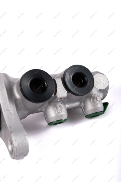 Главный тормозной цилиндр LADA Vesta Lada