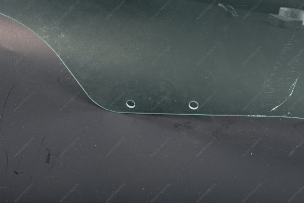 Стекло LADA Largus/RENAULT Logan двери переднее правое Tinted (тонирован) (AGC) Lada