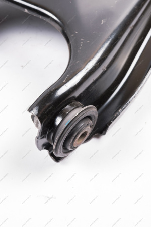 Рычаг RENAULT Logan 2014-/Lada Largus передний правый ( с боковой проточкой) Renault