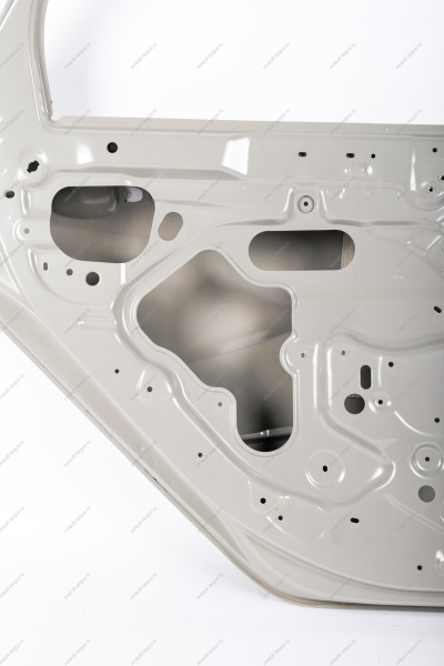 Дверь LADA Vesta (седан) задняя левая (катафорезный грунт) Lada